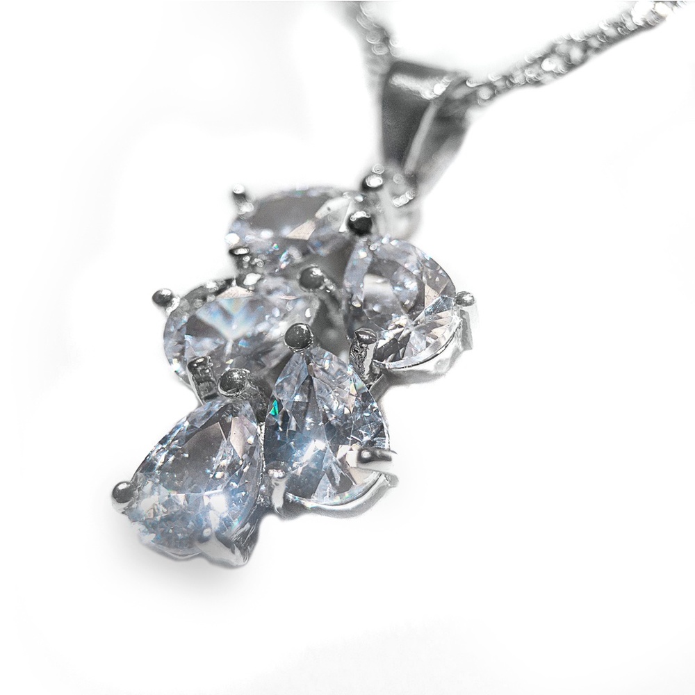 Stunning “Grape” Design Sterling Silver Necklace